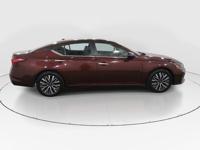 2024 Nissan Altima - Photo 8