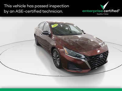 2024 Nissan Altima - Photo 1