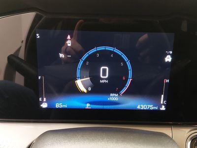 2025 Chevrolet Trax - Photo 14