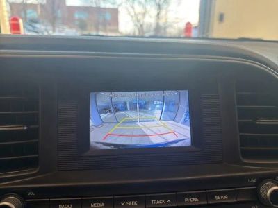 2020 Hyundai Elantra SE - Photo 1