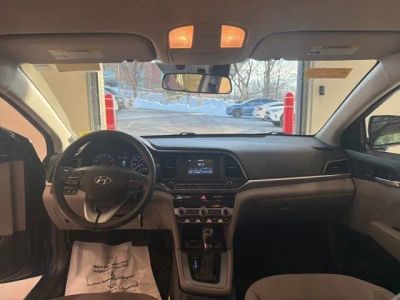 2020 Hyundai Elantra SE - Photo 15