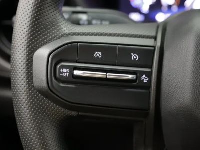 2025 Chevrolet Colorado — photo 16 view