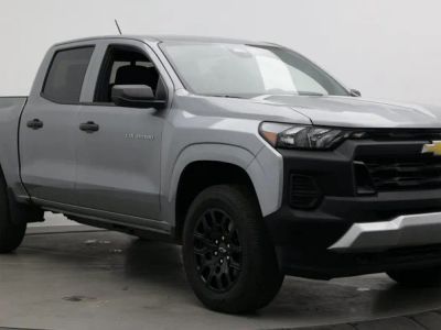 2025 Chevrolet Colorado — rear three-quarter view