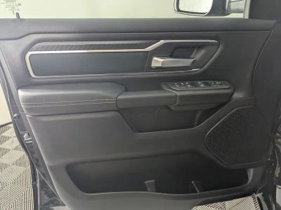 2026 Ram 1500 — photo 17 view