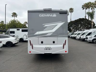 2027 Thor Motor Coach GEMINI — photo 26 view