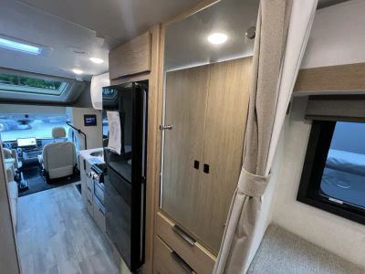 2027 Thor Motor Coach GEMINI — photo 17 view