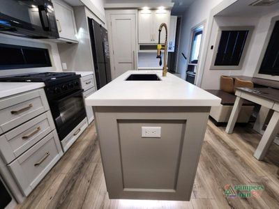 2026 Brinkley Model Z — photo 16 view