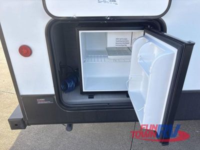 2023 Dutchmen RV Kodiak SE - Photo 8