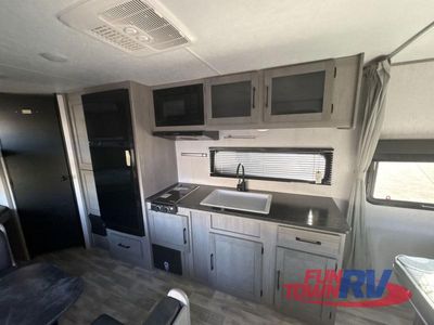 2023 Dutchmen RV Kodiak SE - Photo 17