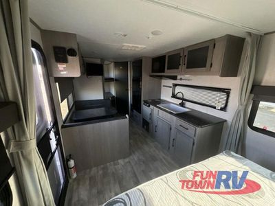 2023 Dutchmen RV Kodiak SE - Photo 16