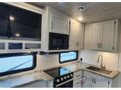 2023 Keystone RV Cougar Sport — photo 15 view