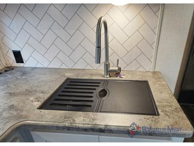 2023 Keystone RV Cougar Sport — photo 17 view