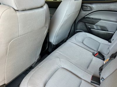 2022 Chevrolet Colorado - Photo 4