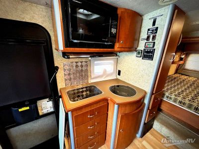 2009 Itasca Navion iQ - Photo 14