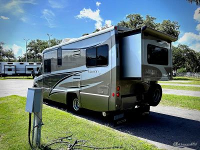2009 Itasca Navion iQ - Photo 3