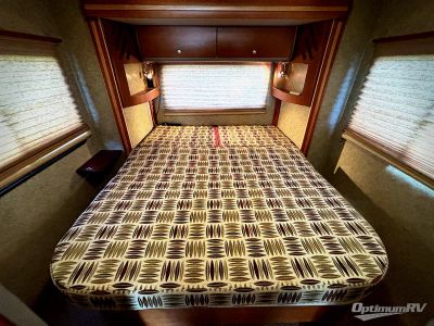 2009 Itasca Navion iQ - Photo 16