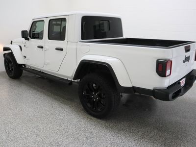 2025 Jeep Gladiator 4WD — photo 9 view
