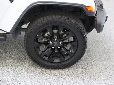2025 Jeep Gladiator 4WD — detail view