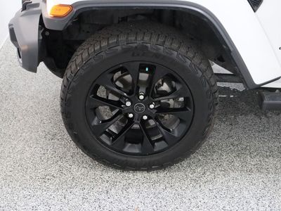 2025 Jeep Gladiator 4WD — photo 11 view