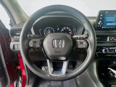 2025 Honda Pilot — photo 16 view