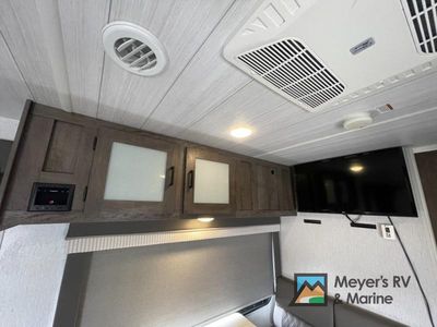 2022 Forest River RV Wildwood X-Lite - Photo 8