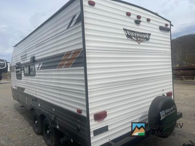 2022 Forest River RV Wildwood X-Lite - Photo 4