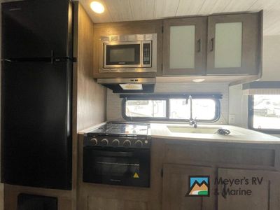 2022 Forest River RV Wildwood X-Lite - Photo 13