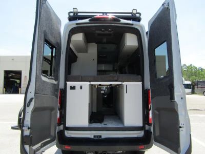 2026 Grand Design LINEAGE SERIES VT - Photo 2