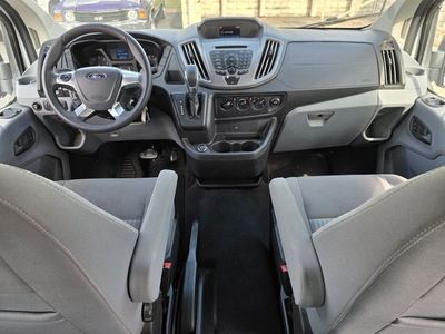 2019 Ford Transit-350 - Photo 8