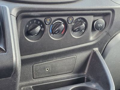 2019 Ford Transit-350 - Photo 21