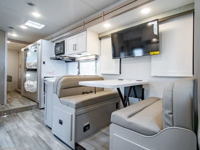 2026 Thor Motor Coach Four Winds - Photo 10