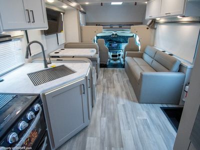 2026 Thor Motor Coach Four Winds - Photo 3