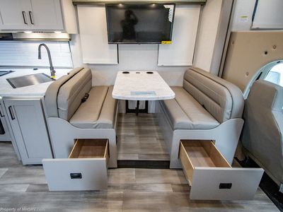 2026 Thor Motor Coach Four Winds - Photo 12