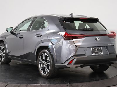 2023 Lexus UX - Photo 3