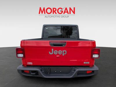 2022 Jeep Gladiator — detail view