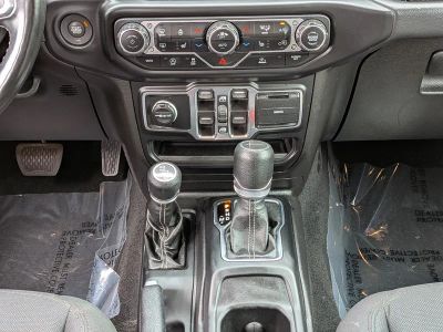 2022 Jeep Gladiator — photo 20 view