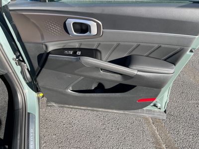 2026 Kia Sorento Hybrid - Photo 21