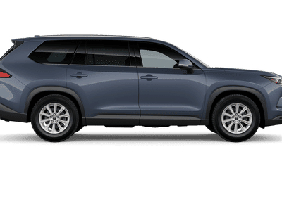 2026 Toyota Grand Highlander — photo 12 view