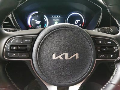2022 Kia Niro EV — photo 12 view