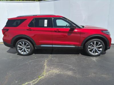 2025 Ford Explorer — side profile view