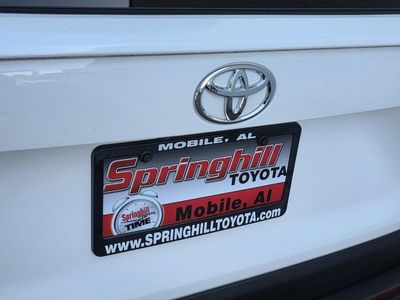 2025 Toyota RAV4 - Photo 27