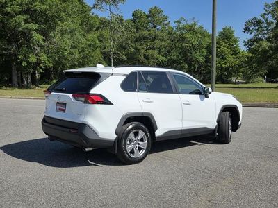 2025 Toyota RAV4 - Photo 5