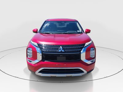 2024 Mitsubishi Outlander - Photo 2