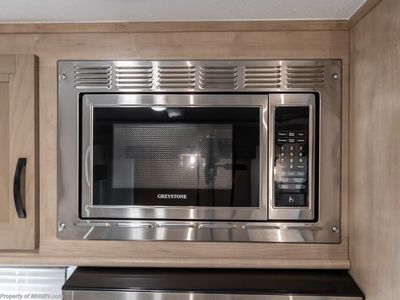 2023 Palomino Solaire - Photo 15