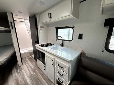 2026 Jayco Jay Flight SLX - Photo 11