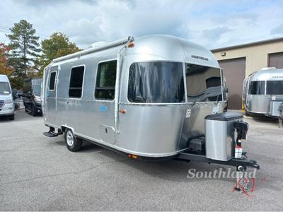 2025 Airstream Bambi - Photo 1
