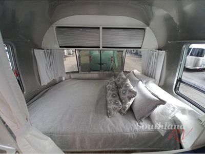 2025 Airstream Bambi - Photo 14