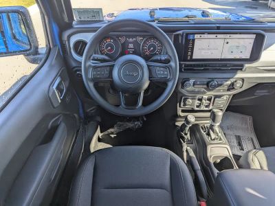 2026 Jeep Wrangler — photo 10 view