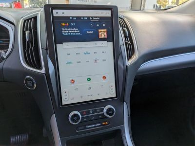 2021 Ford Edge - Photo 8