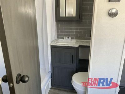 2025 Dutchmen RV Aspen Trail LE - Photo 32